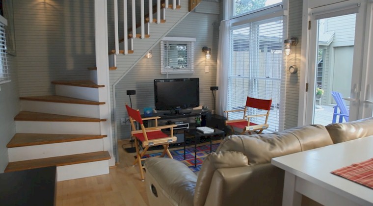 Thumbnail Image 6